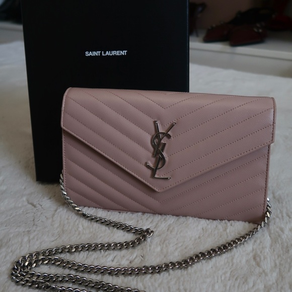 Saint Laurent Cassandre Chain Wallet - Picture 3 of 5